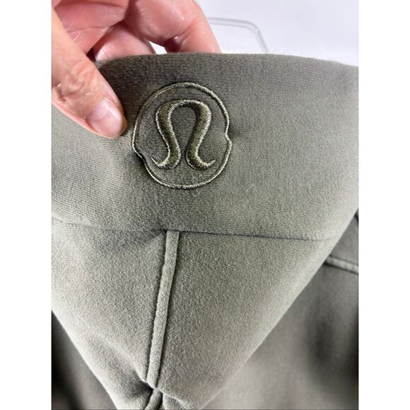 Lululemon Full Zip Scuba Hooded Cropped Oversized in Army Green Size M/L - Picture 6 of 9